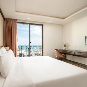Executive King Room